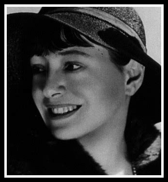 Dorothy Parker-Biography - SublimePoems