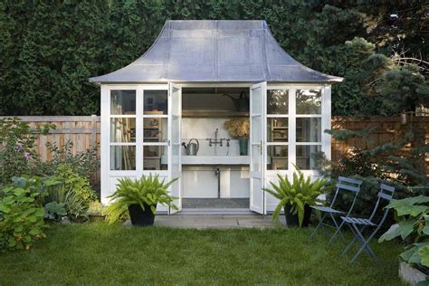 40 Simply amazing garden shed ideas