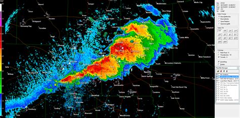 The Original Weather Blog: Large Hail Producing Thunderstorm Pounding DFW