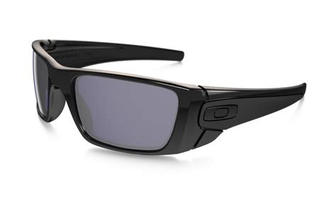 Oakley Fuel Cell Matte Black Sunglasses | Oakley® US in 2021 | Oakley sunglasses, Mens ...