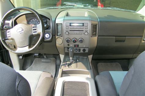 2004 Nissan Titan - Interior Pictures - CarGurus