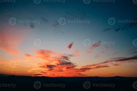 epic sunset sky 4499322 Stock Photo at Vecteezy