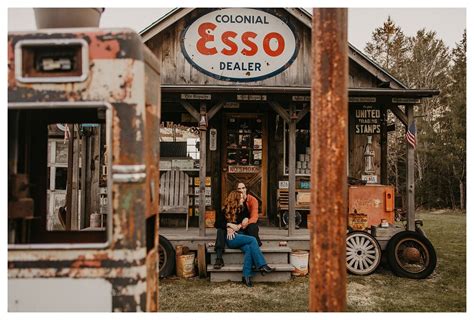 Daphne & Mattias | Vintage Gas Station Couples Session | Old Town, Maine | rubyjeanphotography.com