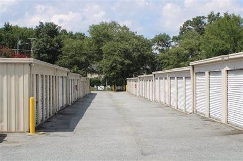 Storage units near me in Harrisburg for my summer items