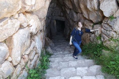 Mycenae Archaeological Site - travelpassionate.com