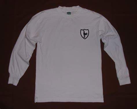 Tottenham Hotspur Retro Replicas football shirt 1962.