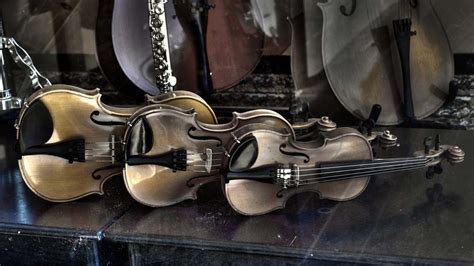 Online Jigsaw Puzzle - Three Violins