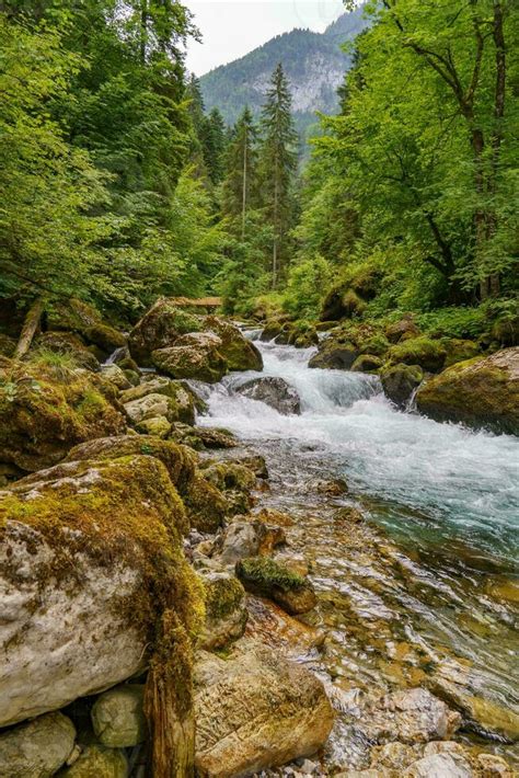 hiking in austria 27262306 Stock Photo at Vecteezy