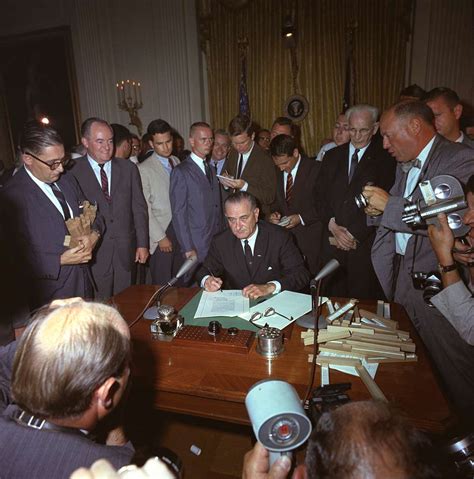 Civil Rights Act signing LBJ - PICRYL - Public Domain Media Search ...