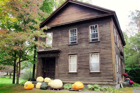 Home in Old New England | New england, Charming house, Historic homes