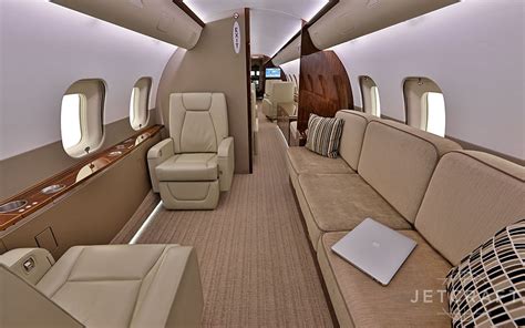 2014 BOMBARDIER GLOBAL 5000 S/N 9605 - Leader Luxury