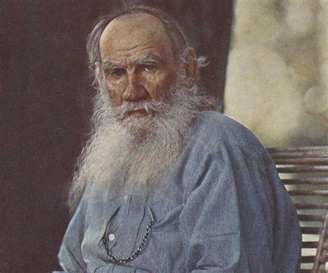 Leo Tolstoy Biography - Facts, Childhood, Family Life & Achievements