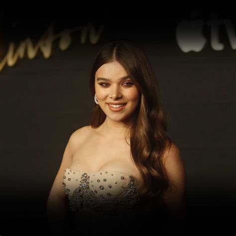 Hailee Steinfeld - Age, Bio, Birthday, Family, Net Worth | National Today