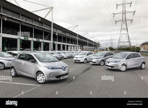 Renault electric car in city of London Stock Photo - Alamy