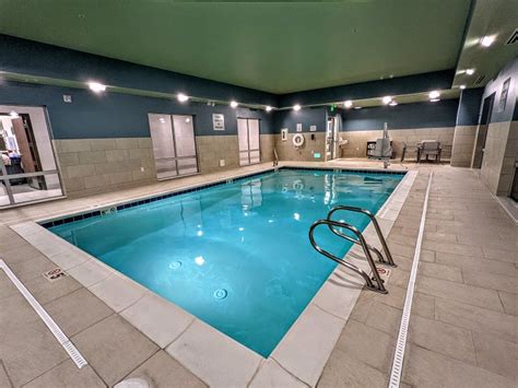 hotels in lancaster ohio with indoor pool - Isaiah Wiese