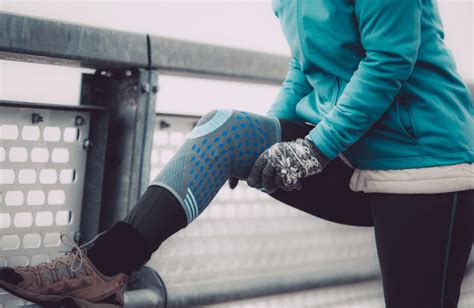 5 Best Knee Sleeves For Optimal Workout Support - BoxLife