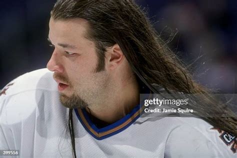 835 Chris Simon Hockey Stock Photos, High-Res Pictures, and Images - Getty Images