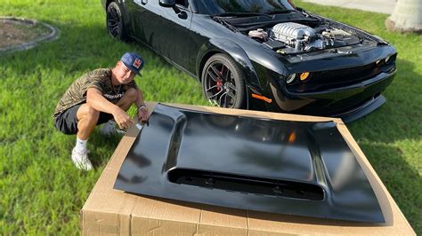 I PUT A OEM DEMON HOOD ON MY HELLCAT FOR FREE!!! | Flip Money #4 - YouTube