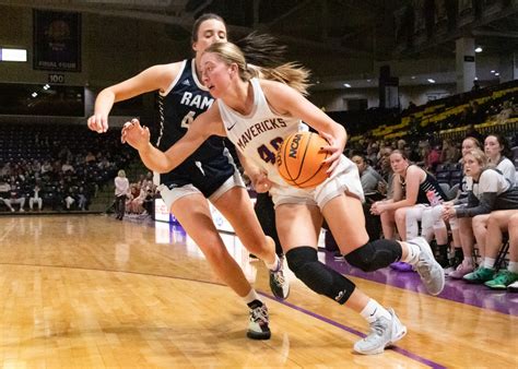 First win: Minnesota State Women’s Basketball dominates at home