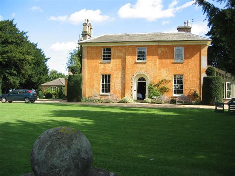 Langar Hall, Nottinghamshire © Kate Jewell cc-by-sa/2.0 :: Geograph Britain and Ireland