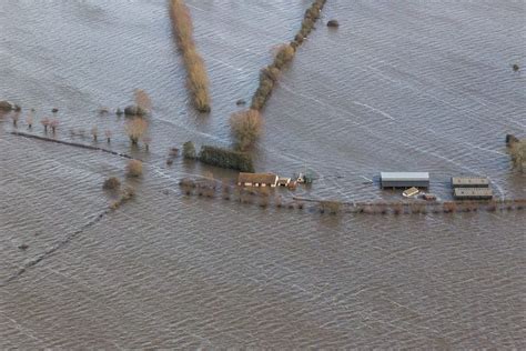 27 Staggering New Pictures Of The Somerset Levels Floods | Somerset ...