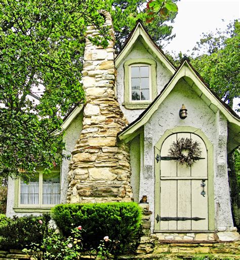 Fairy Tale Cottages in Carmel-by-the-Sea – Monterey Farmgirl