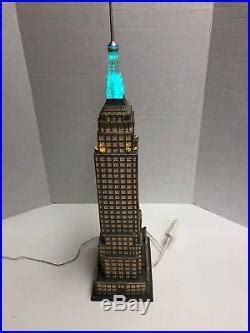 2003 Department 56 Christmas in the City Empire State Building Lights Up! NYC | Christmas In The ...