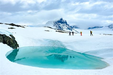 What to Know Before Hiking in Jotunheimen (Tips + Trails)