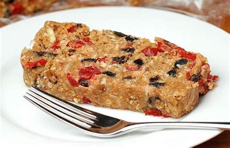 No-Bake Icebox Fruitcake recipe