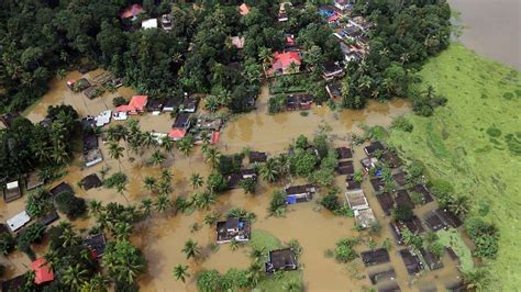 Kerala Floods: Punjab CM donates Rs 10 crore for relief, IAS Officers ...