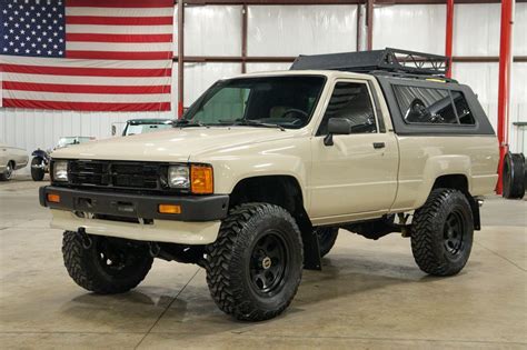 1988 Toyota Pickup | GR Auto Gallery