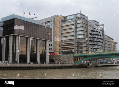 Southwark Bridge London Stock Photo - Alamy