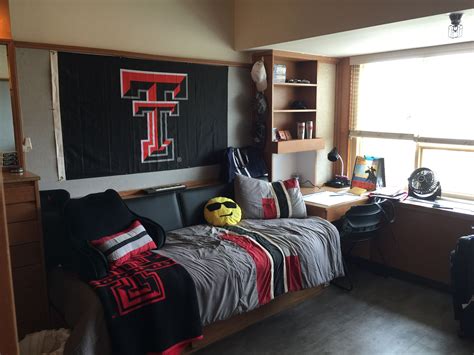 Pin on Tech dorm room | College dorm room decor, Dorm room decor, Cool ...