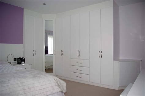 15 Best White Bedroom Wardrobes