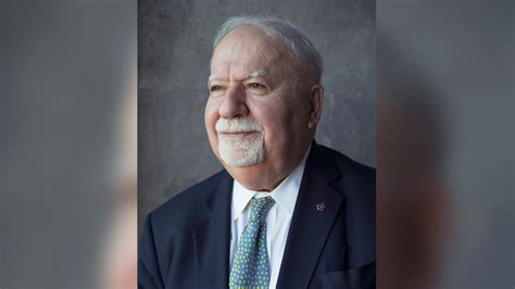 Vartan Gregorian, philanthropist and New York Public Library revivalist, dies at 87 | CNN