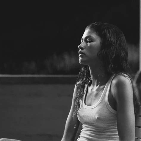 Photo: Zendaya Braless Scene from Malcolm & Marie - pearltunes