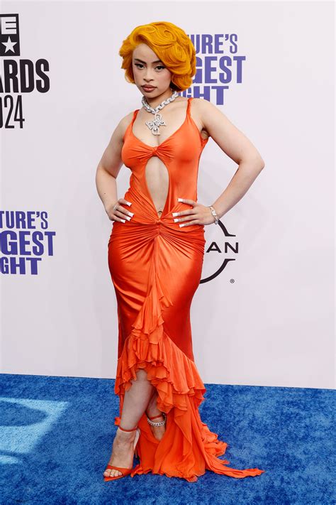 Ice Spice Brings a Vintage Runway Look to the BET Awards | Vogue