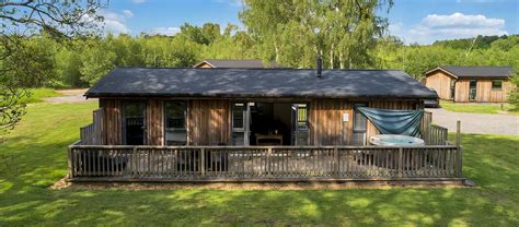 Sherwood Forest Lodges With Hot Tubs | Sherwood Forest Cabins