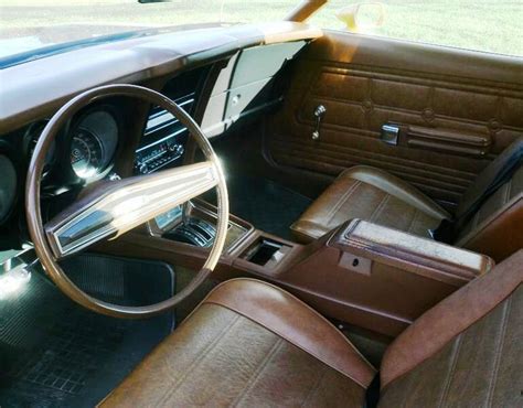 Medium Yellow Gold 1972 Mach 1 Ford Mustang Fastback - MustangAttitude.com Photo Detail