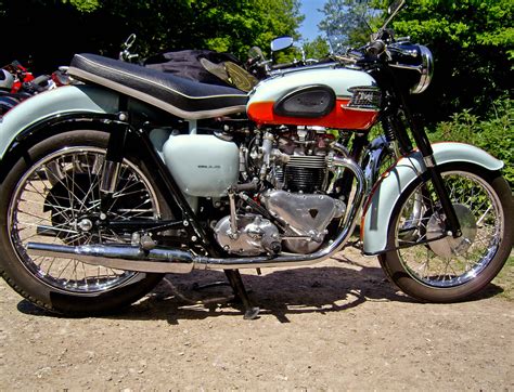 1959 Triumph Bonneville. | Possible the best colour scheme f… | Flickr