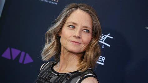 Jodie Foster Net Worth, Wealth, and Annual Salary - 2 Rich 2 Famous