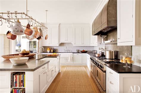 Why White Kitchen Cabinets are a Classic Choice | Architectural Digest