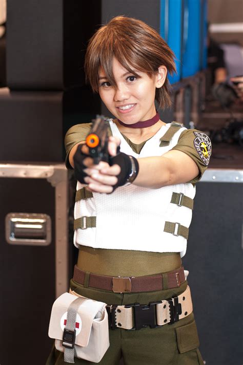 Rebecca Chambers Cosplay - Comic-Images