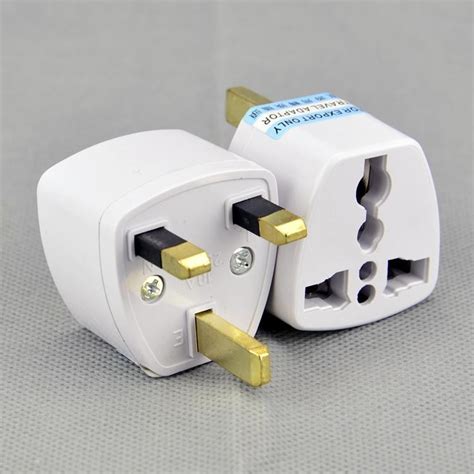 Malaysia 3 pin universal plug (5pcs in a set) | Shopee Malaysia