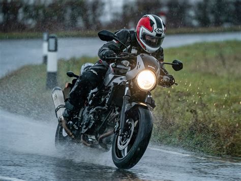 Like dodging downpours? Find out how to ride your motorcycle in rain | MCN