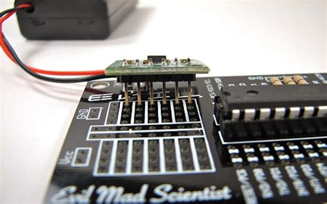 Working Principle and Applications of Accelerometer Sensor.