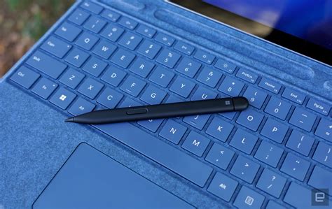 Microsoft Surface Pro 9 5G review (SQ3): A beautiful lie | Engadget