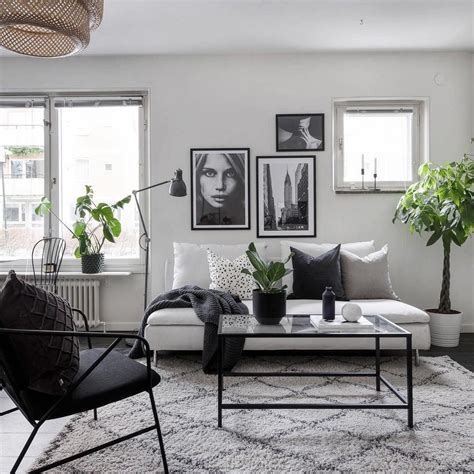 Monochrome living room #scandinaviandecor #monochrome #livingroom #hausdekoration #wohn ...