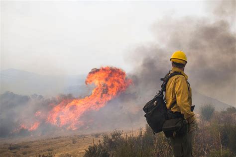 Santa Barbara's Cave Fire has burned 4,300 acres, still not contained