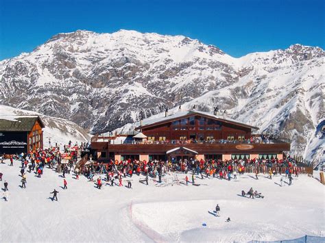 9 Best European Ski Resorts In The Alps | Ski culture, Skiing resorts, Skiing